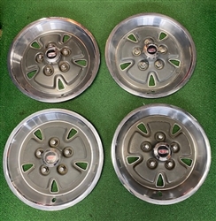 1970 Mercury Cougar Rallye/Sport Style Hub Caps